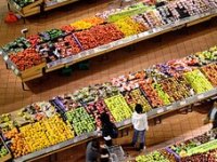 Zašto su cijene hrane toliko visoke? Domaći proizvođači imaju 100 ograničenja, dok netko uvozi bez ikakve kontrole