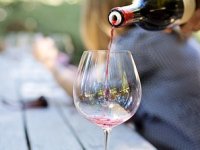 Hrvatska vina sve popularnija u Srbiji, izvoz raste 30 posto