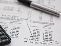 Honorarac ste – autor ili umirovljenik? Više niste izuzeti. Evo koliko ćete morati platiti doprinosa