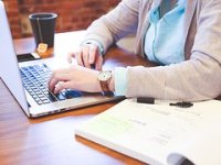 Na prvom poslu žene u Hrvatskoj imaju bolju plaću od muškaraca