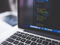 Hrvatski IT sektor je uspješan jer ga država nije stigla ni znala regulirati