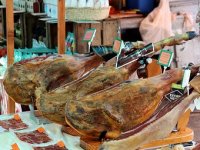 Slavonske šunke obitelji Jurić vraćaju tradiciju na stol