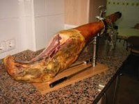 Godišnje proizvedemo oko 550.000 komada, a pojedemo milijun: Odakle dolazi najbolji hrvatski pršut?