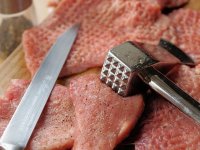 Dok trgovci obaraju cijene svinjetine, hrvatski uzgajivači smanjuju proizvodnju