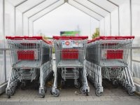 Eksplozija otvaranja ‘šoping-centara za siromašne‘
