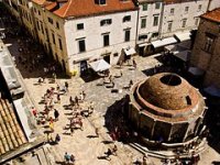 Analiza rekordne turističke sezone: nekima pun madrac eura, drugima sitniš i loši uvjeti rada